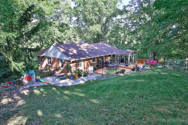 1012 Mary Lane, Wyoming, OH 45215