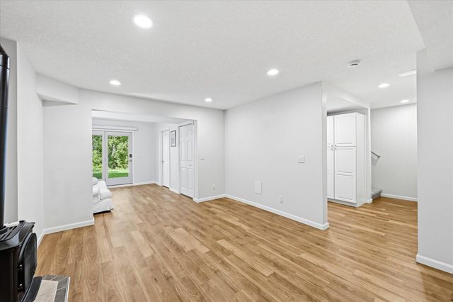 6433 Cavell Avenue N, Brooklyn Park, MN 55428