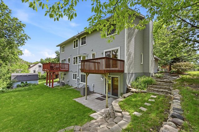 6433 Cavell Avenue N, Brooklyn Park, MN 55428
