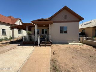 851 E 9TH Street, Douglas, AZ 85607