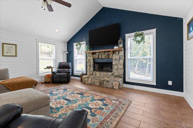 600 Edgeman Road, Ringgold, GA 30736