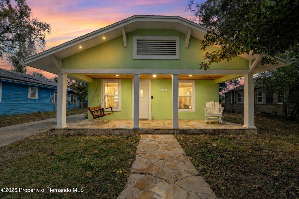 3711 N 12th Street, Tampa, FL 33603