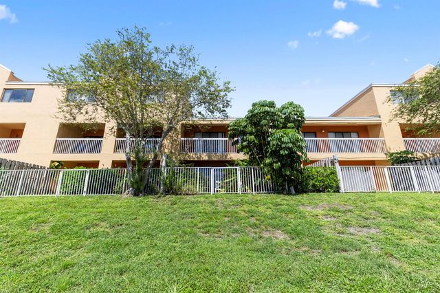 5200 NW 31ST Avenue 143, Fort Lauderdale, FL 33309
