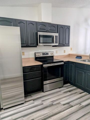 1021 LOVE LANE 39, Apopka, FL 32703