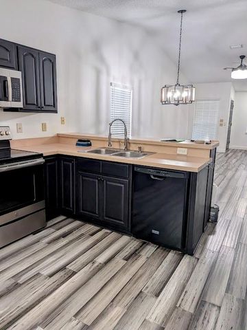 1021 LOVE LANE 39, Apopka, FL 32703