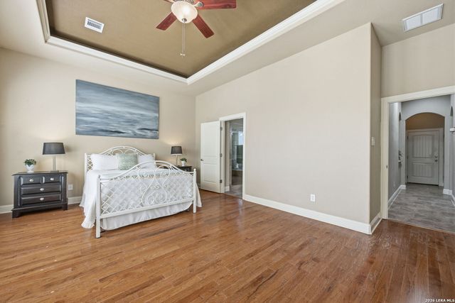 144 Hidden Forest, La Vernia, TX 78121