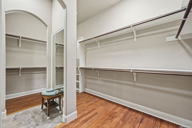 144 Hidden Forest, La Vernia, TX 78121