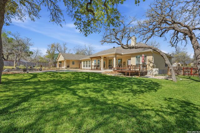 144 Hidden Forest, La Vernia, TX 78121