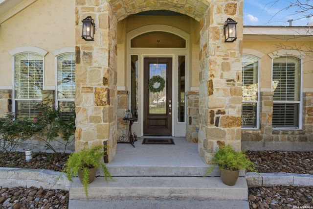 144 Hidden Forest, La Vernia, TX 78121