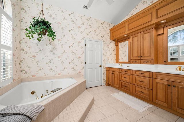 3627 NW 33RD TERRACE, Gainesville, FL 32605
