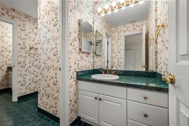 3627 NW 33RD TERRACE, Gainesville, FL 32605