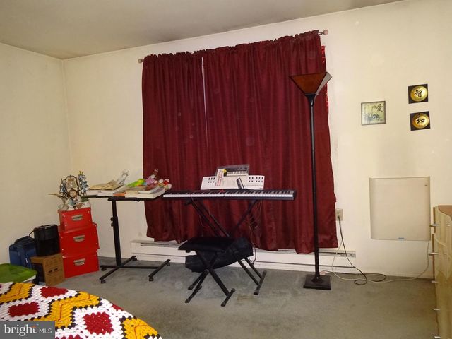 2 FARRINGTON CT, Southampton, NJ 08088