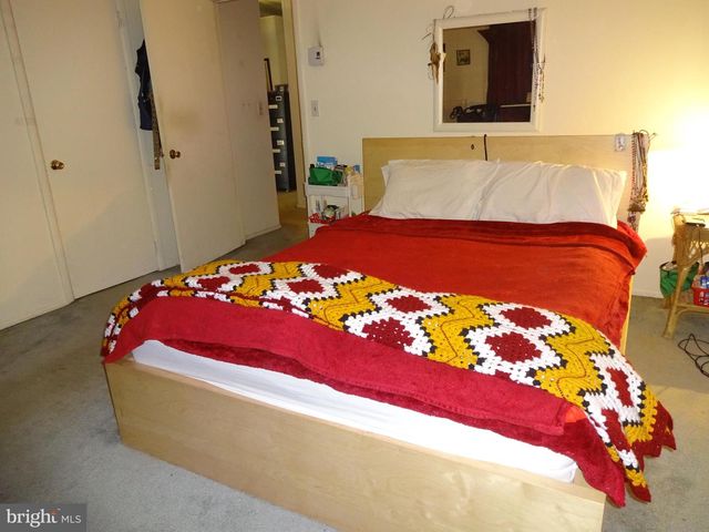 2 FARRINGTON CT, Southampton, NJ 08088