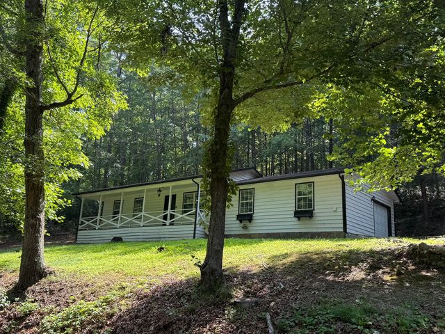 675 Mill Wee Hollow Road, Rossville, GA 30741