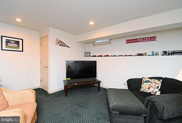 116 ROSEWOOD DR, Lansdale, PA 19446