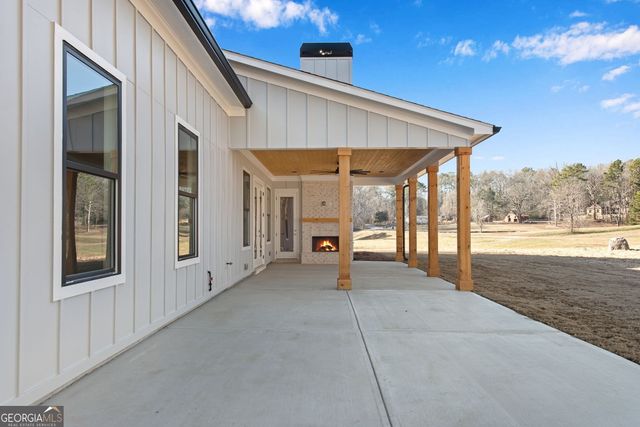 1083 Handy Road, Hiram, GA 30141