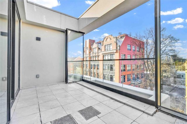 18 Monitor Street, Brooklyn, NY 11222