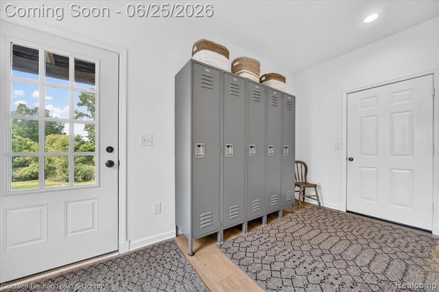 918 Gray Fox Court, Howell, MI 48843