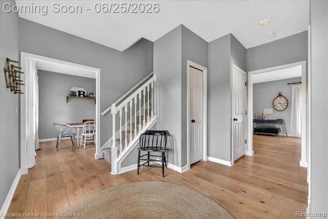 918 Gray Fox Court, Howell, MI 48843