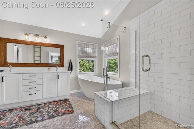 918 Gray Fox Court, Howell, MI 48843