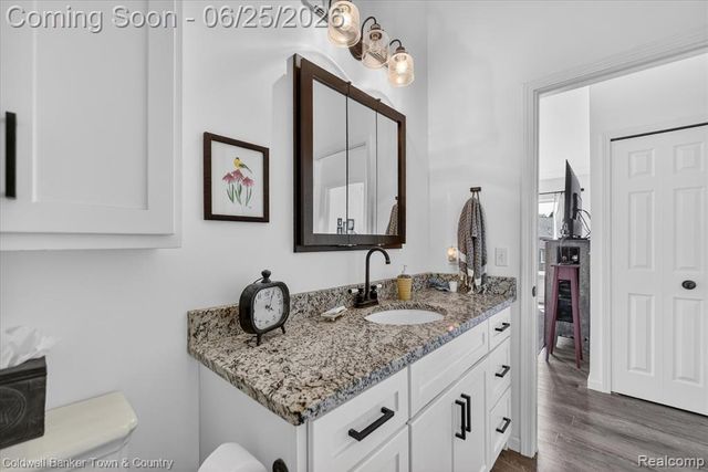 918 Gray Fox Court, Howell, MI 48843