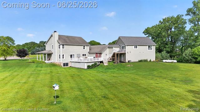 918 Gray Fox Court, Howell, MI 48843