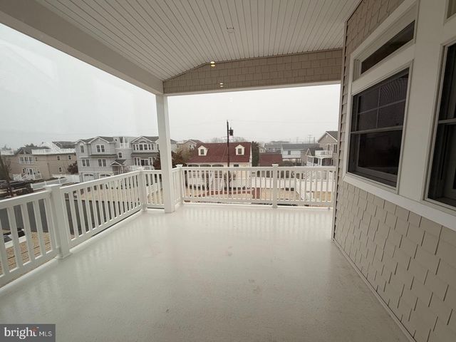 4 W SUMNER AVE, Long Beach Township, NJ 08008