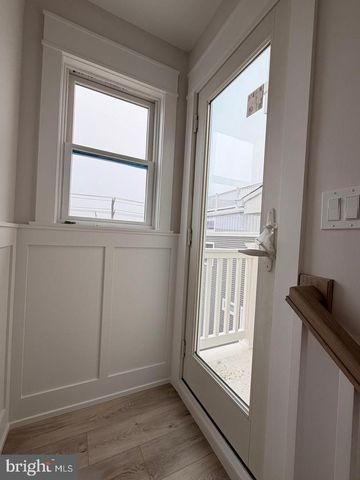 4 W SUMNER AVE, Long Beach Township, NJ 08008