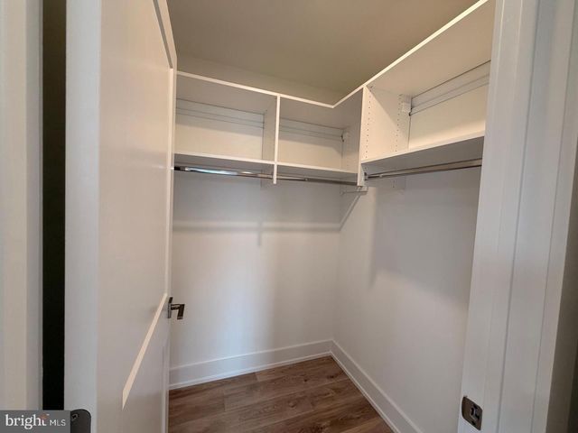 4 W SUMNER AVE, Long Beach Township, NJ 08008