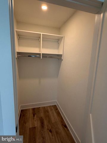 4 W SUMNER AVE, Long Beach Township, NJ 08008