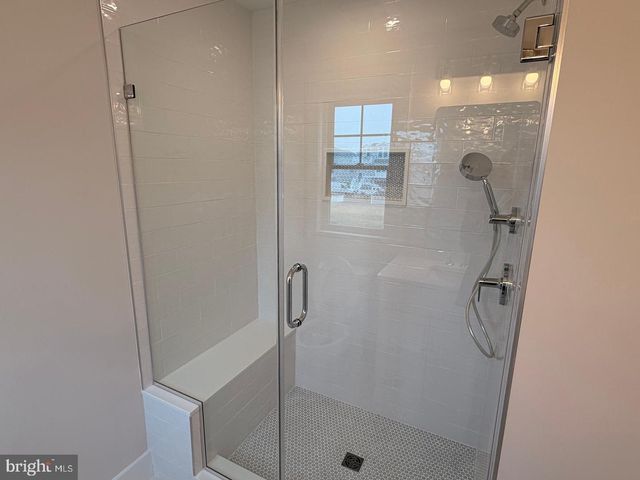 4 W SUMNER AVE, Long Beach Township, NJ 08008