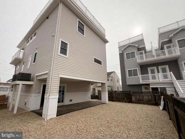 4 W SUMNER AVE, Long Beach Township, NJ 08008