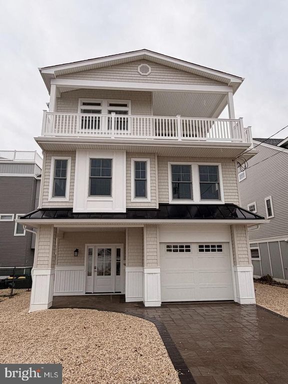 4 W SUMNER AVE, Long Beach Township, NJ 08008