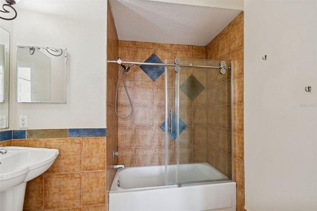 2786 COUNTRYSIDE BOULEVARD 2, Clearwater, FL 33761