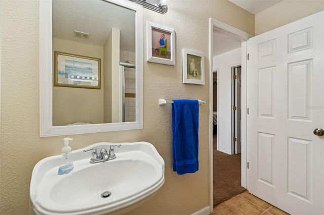 2786 COUNTRYSIDE BOULEVARD 2, Clearwater, FL 33761