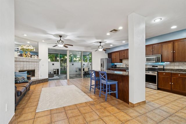 2786 COUNTRYSIDE BOULEVARD 2, Clearwater, FL 33761