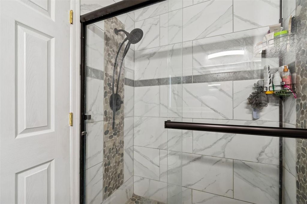 Image 32 of property listing at 2786 COUNTRYSIDE BOULEVARD 2, Clearwater, FL 33761