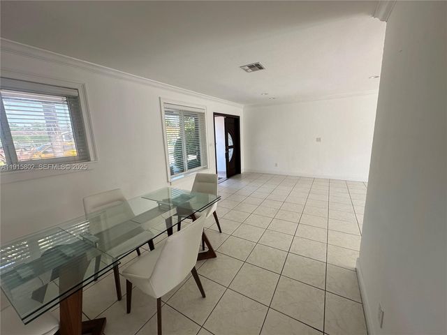 7780 SW 28th St 7780, Miami, FL 33155