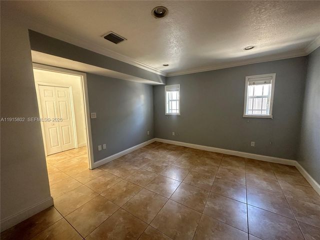 7780 SW 28th St 7780, Miami, FL 33155