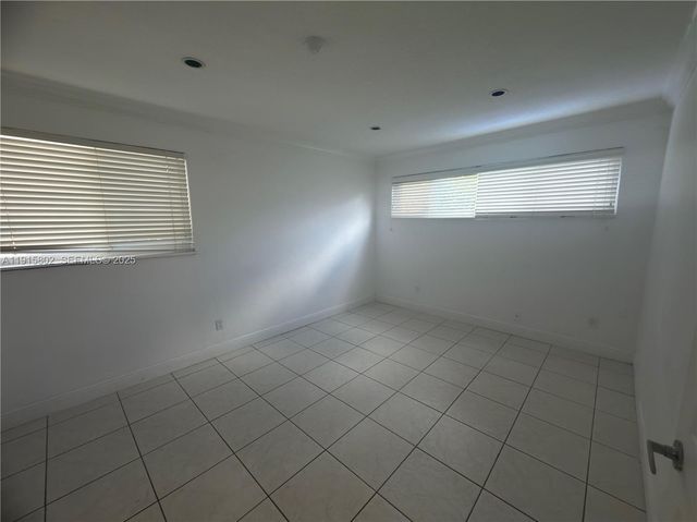 7780 SW 28th St 7780, Miami, FL 33155