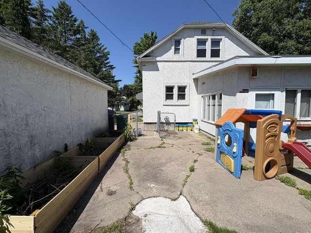 330 N 5TH STREET, Wisconsin Rapids, WI 54494