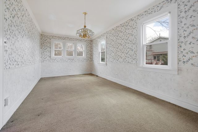 130 W Washington Street, Villa Park, IL 60181