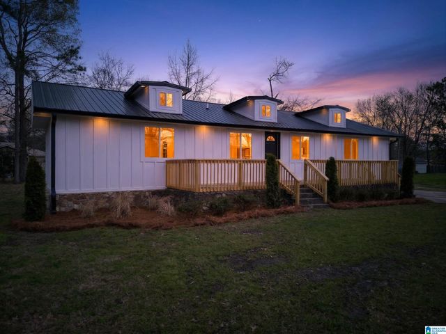425 E AIR DEPOT ROAD, Glencoe, AL 35905