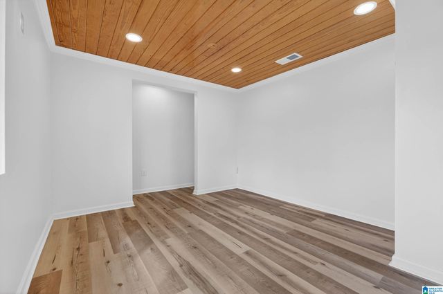 425 E AIR DEPOT ROAD, Glencoe, AL 35905