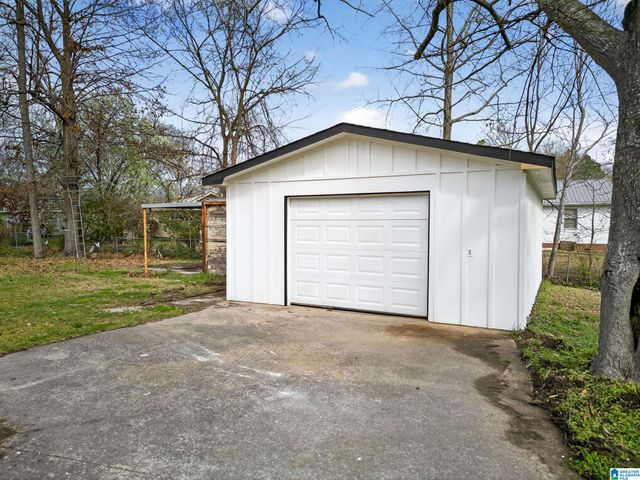 425 E AIR DEPOT ROAD, Glencoe, AL 35905