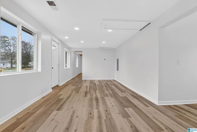 425 E AIR DEPOT ROAD, Glencoe, AL 35905