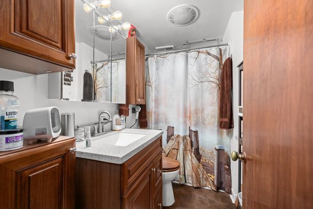 129 3rd Street, Carbon Cliff, IL 61239