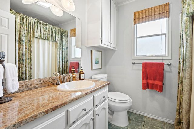 926 Canyon Drive, Cleburne, TX 76033