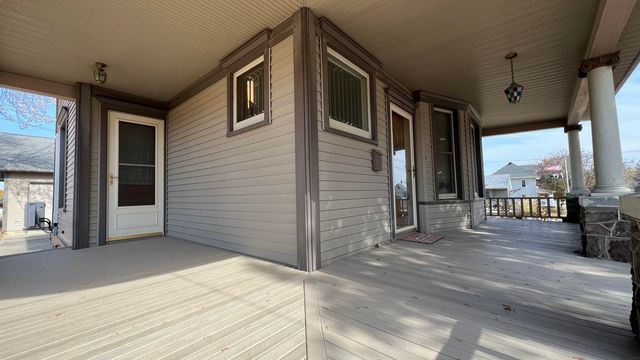 306 E Prospect Street, New Hampton, IA 50659