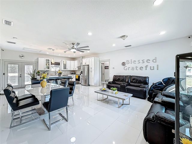 11426 LAKEVIEW DRIVE, Leesburg, FL 34788